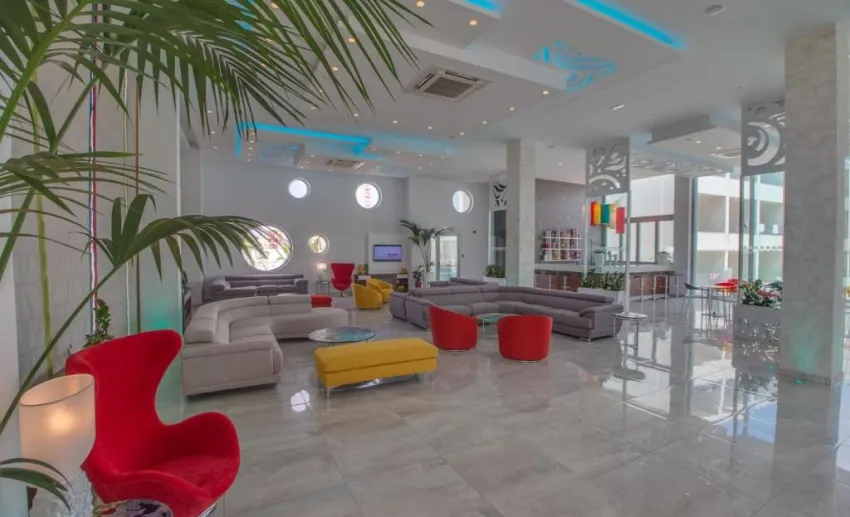 Nicholas Color Hotel 3*-8