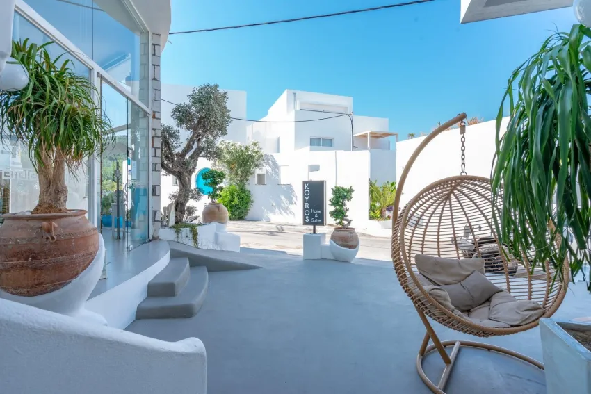 Kouros Home 3*-7