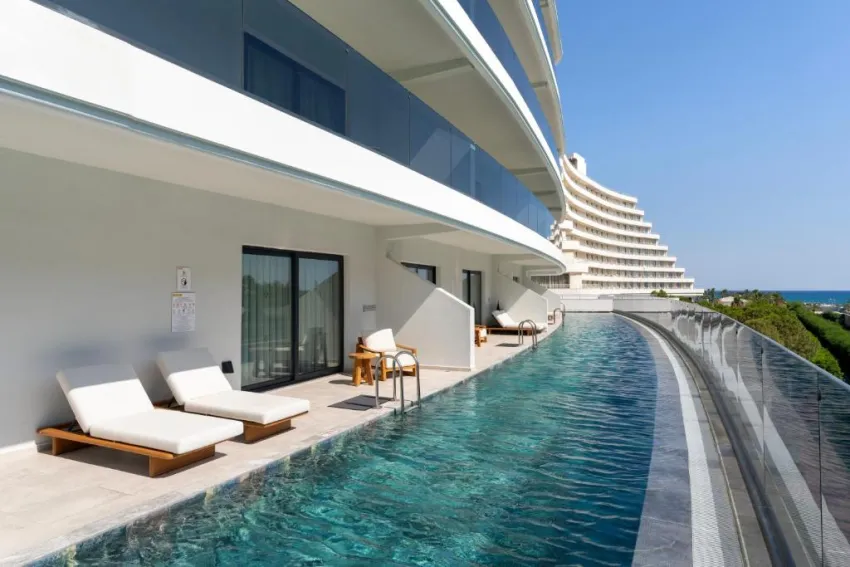 MIRACLE RESORT HOTEL  5*-90