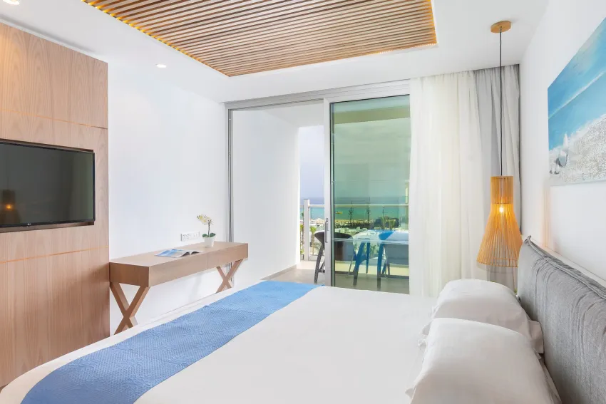 Limanaki Beach Hotel & Suites 4*-24