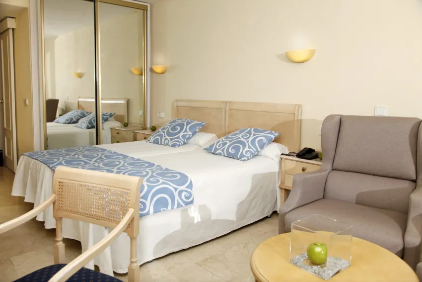 Hotel ROC Illetas & SPA 4*-6