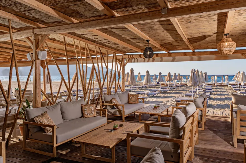 GEORGIOUPOLIS SUITES 5*-4