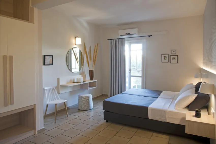 Sunshine Studios 2*-3