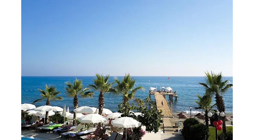 ANITAS BEACH HOTEL  4*-7