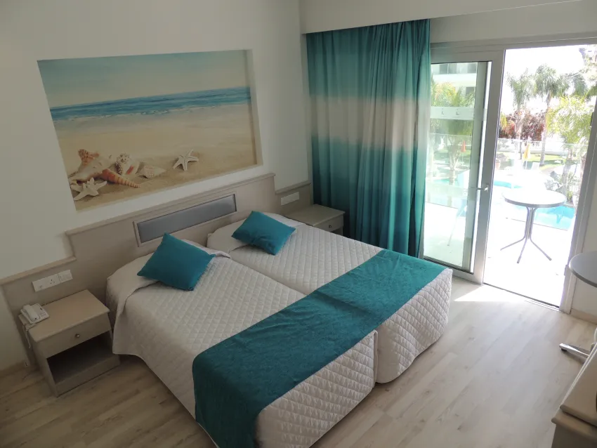 Anesis Hotel 3*-41