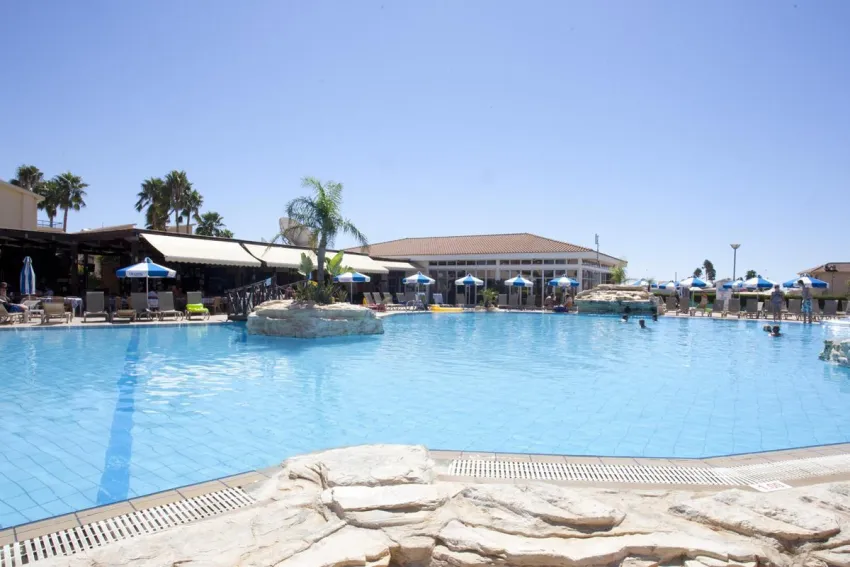 Makronisos Village 4*-5