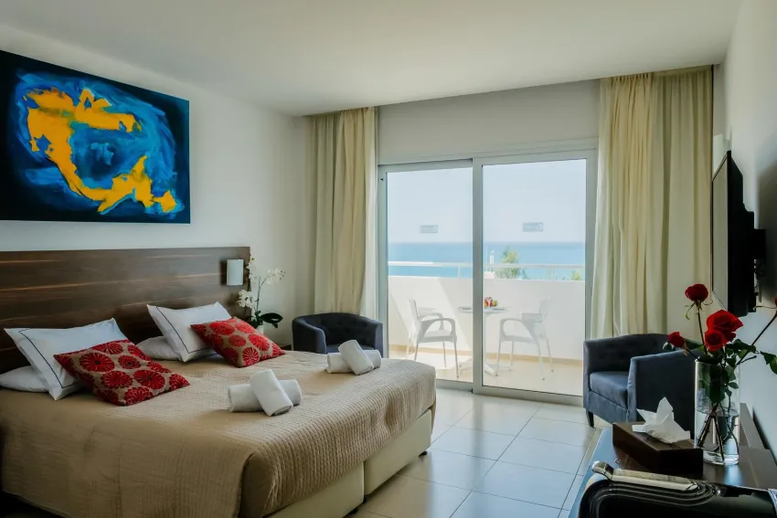 Theo Sunset Bay Holiday Village 4*-6