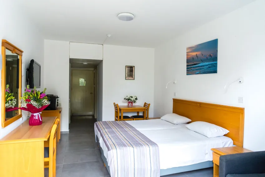 Helios Bay Hotel Apartments 3*-4