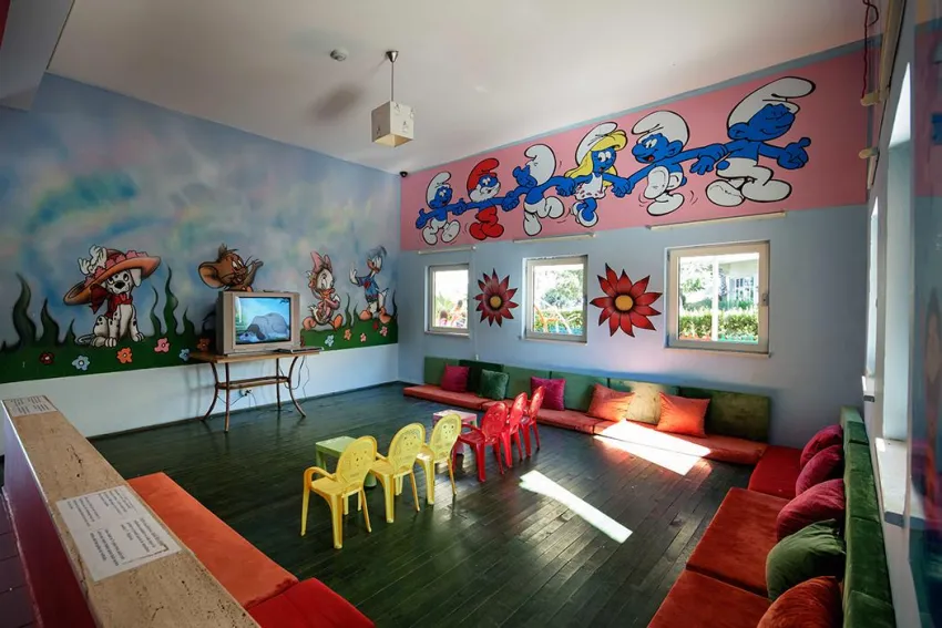 CRYSTAL ADMIRAL RESORT SUITES  5*-21