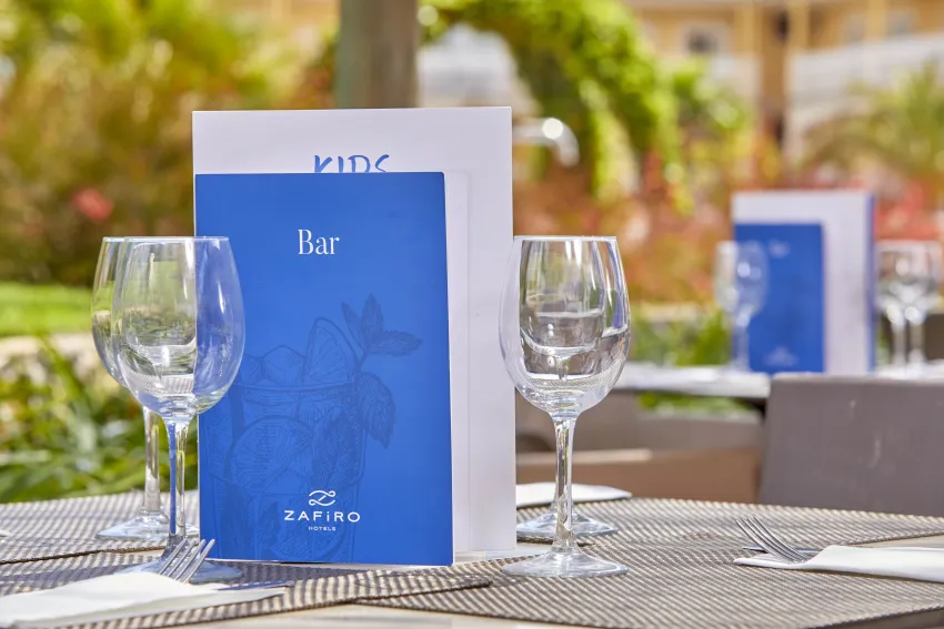 Zafiro Can Picafort 4*-107