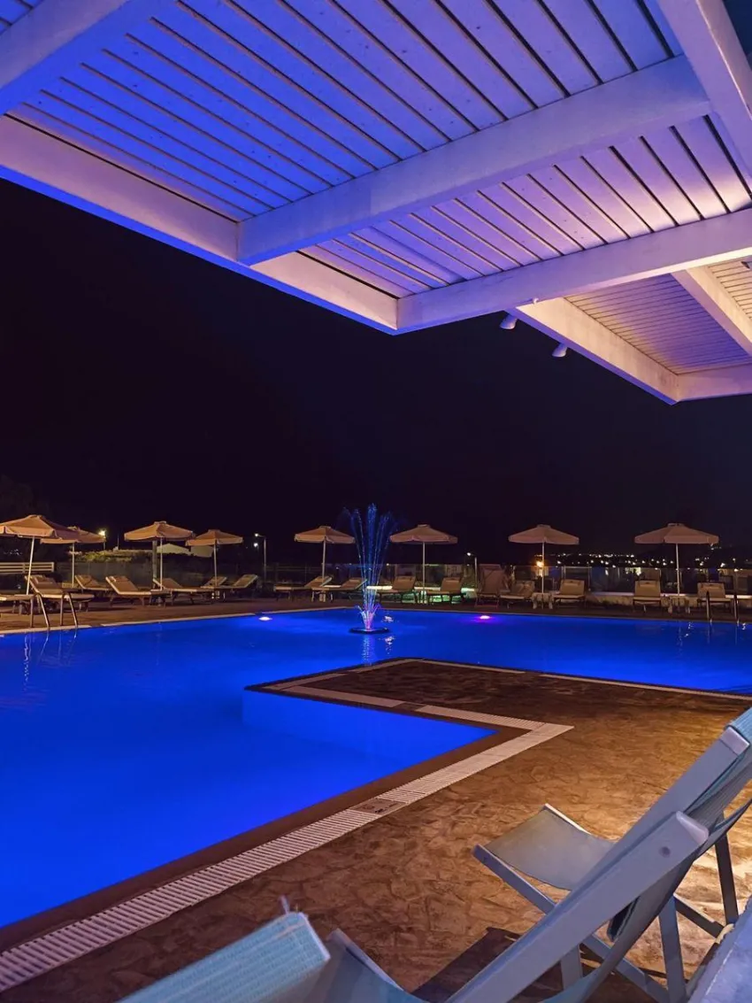 Zoes Hotel 3*-29