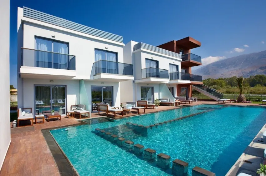 Anna's House & Sunday Beach 4*-5