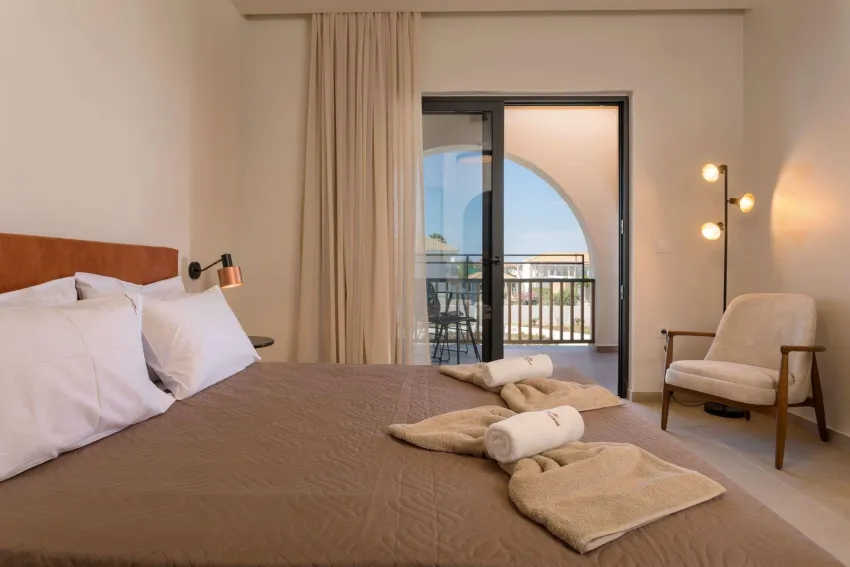 Serenity Luxury Hotel Agrilia 4*-9