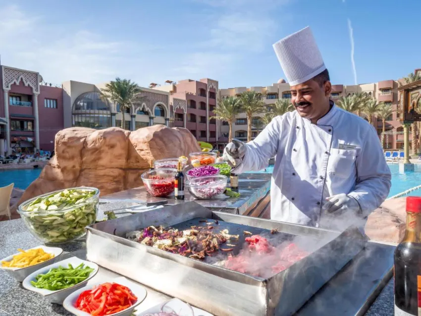 SUNNY DAYS EL PALACIO RESORT & SPA  4*-49