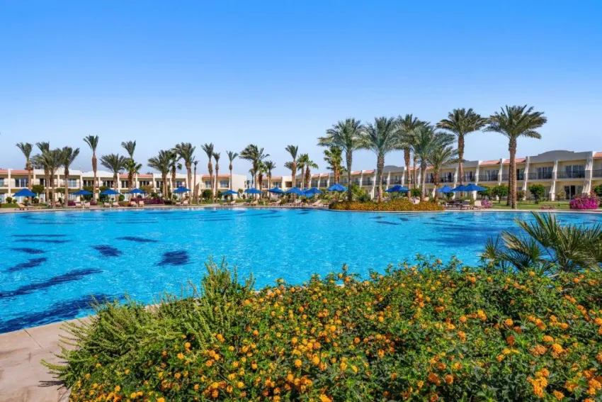 DOUBLETREE BY HILTON SHARM BAY RESORT BEACH SIDE  4*-8