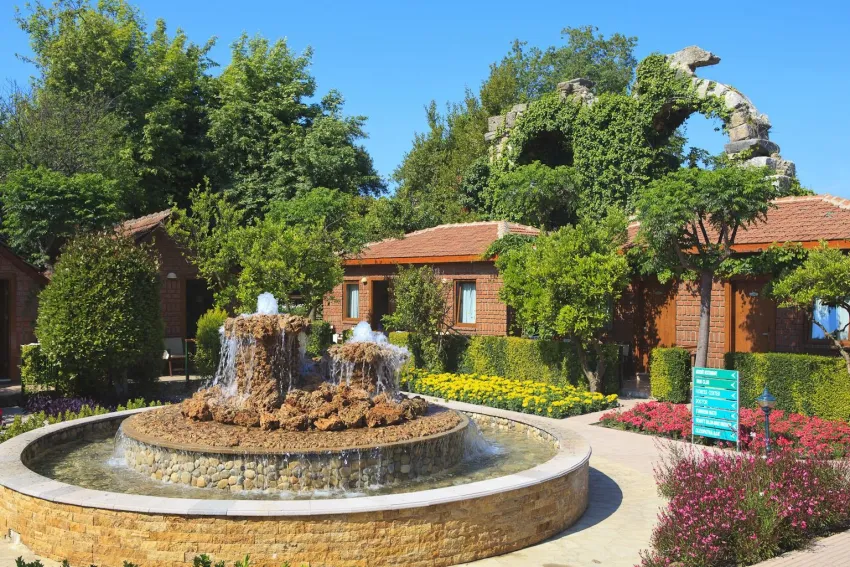 CAN GARDEN BEACH HOTEL  4*-6