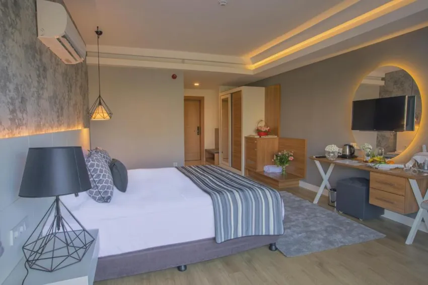 GREENWOOD SUITES RESORT  5*-11