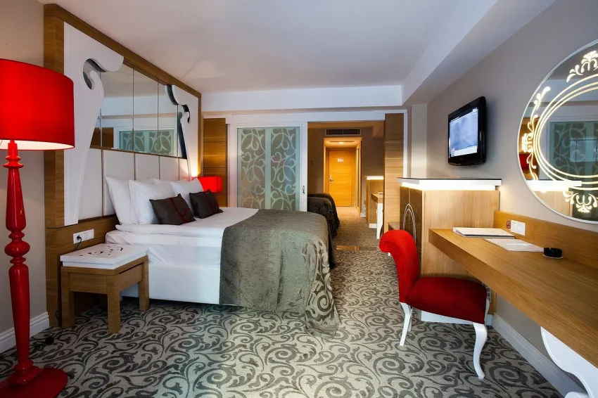 Q Premium Resort Hotel 4*-6