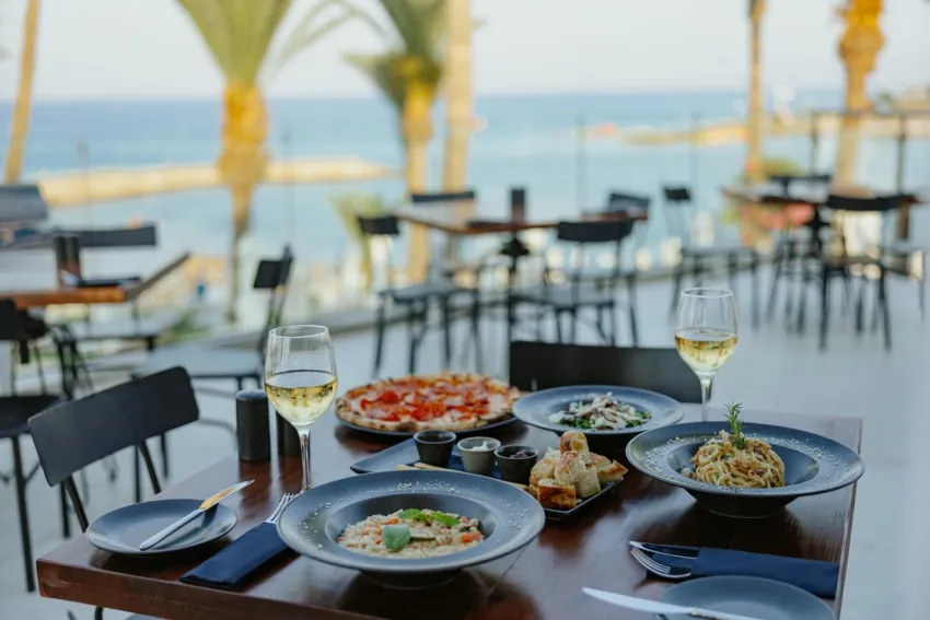 Golden Coast Beach Hotel 4*-17