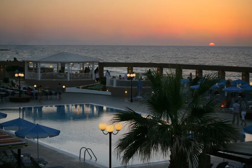 Stella Blue Seaside Resort 4*-4