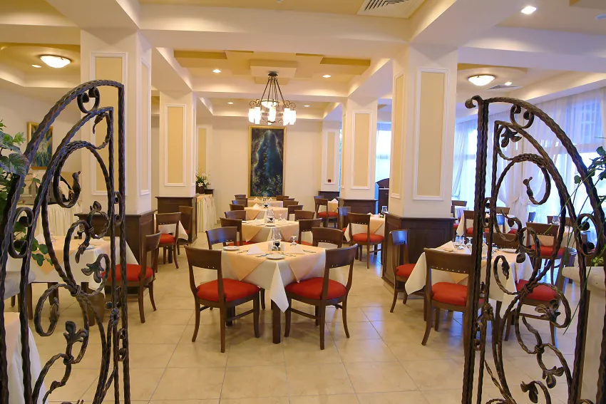Anesis Hotel 3*-74