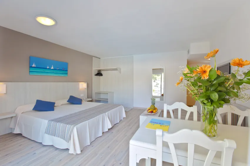 Hotel Club Es Talaial 3*-225