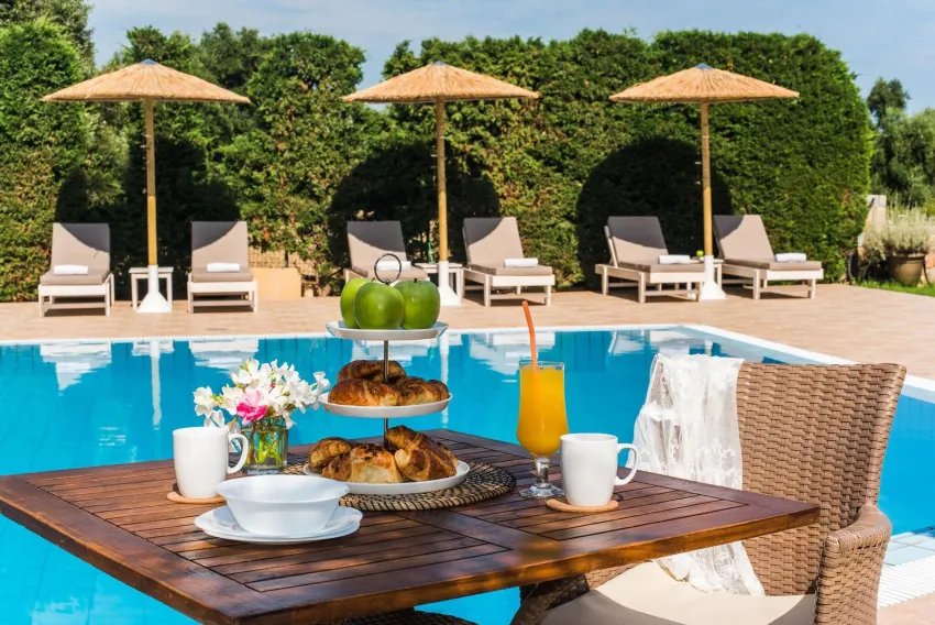 Mirage Studios 1*-19