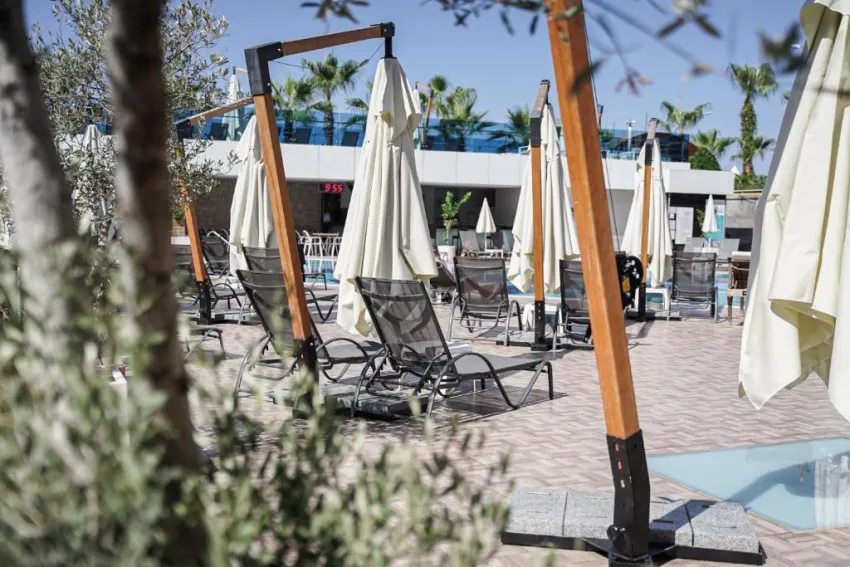 SUNPRIME C LOUNGE (ADULTS ONLY 16+)  5*-25