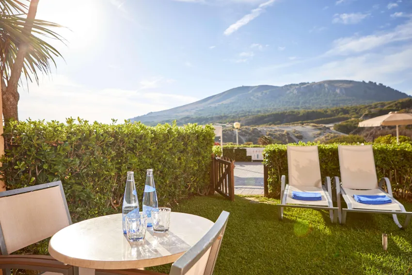 Zafiro Cala Mesquida 4*-8