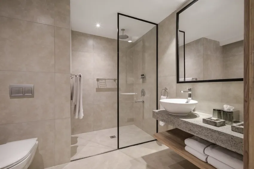 SERRY BEACH RESORT  5*-8