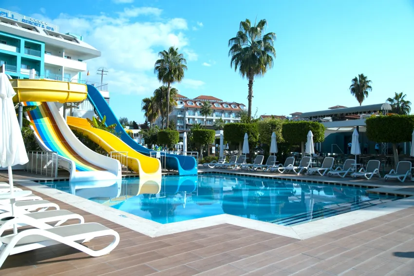 SEASHELL RESORT & SPA HOTEL  5*-15