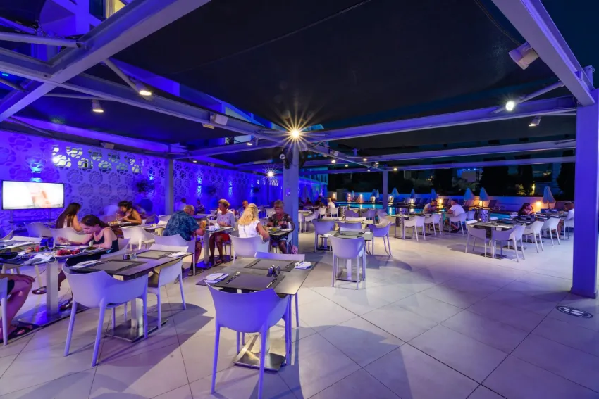 River Rock Hotel 3*-6