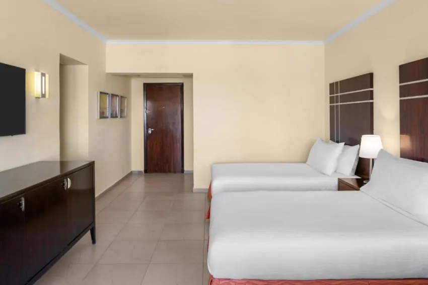 DOUBLETREE BY HILTON SHARM BAY RESORT BEACH SIDE  4*-141