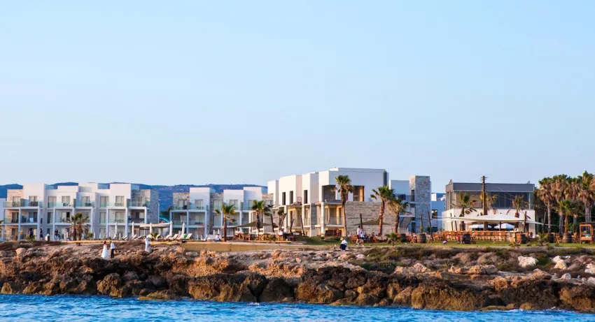 Amphora Hotel and Suites 4*-4