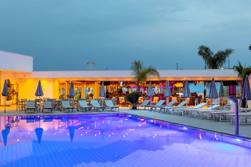 Limanaki Beach Hotel & Suites 4*-37