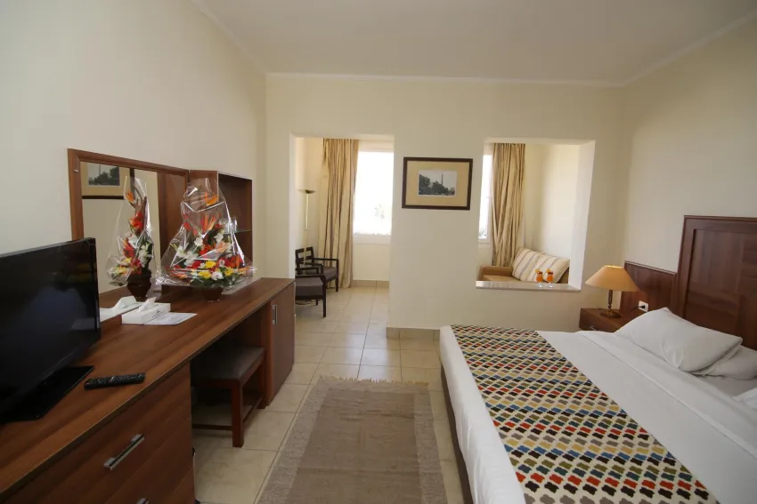 Club Reef Resort 4*-5