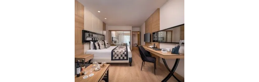 Delphin Imperial 5*-7