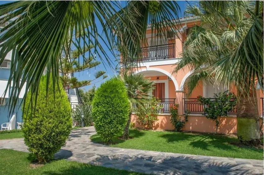 The Dream Hotel- To Oniro 3*-13