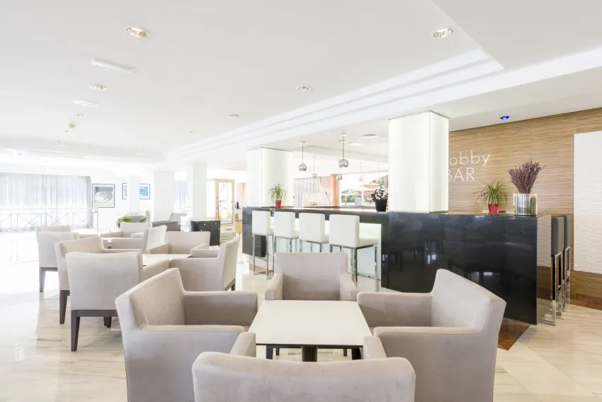 Vista Park Hotel & Apartments 3*-6