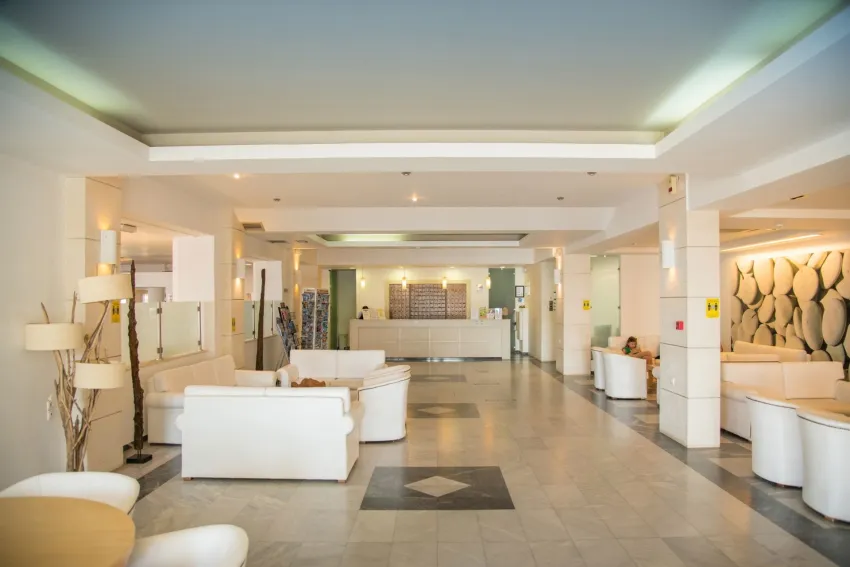 Semiramis Village Hotel 4*-4