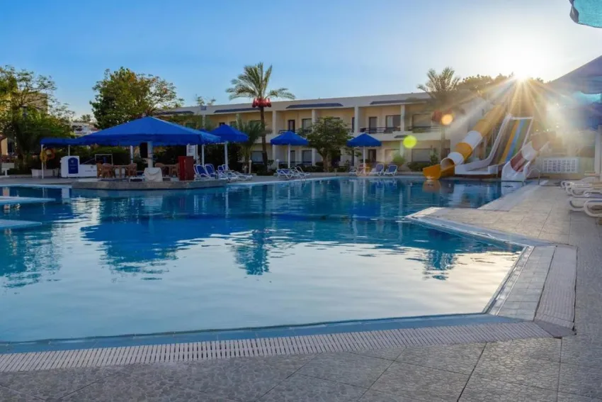 CATARACT RESORT  4*-27