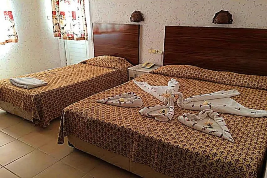 CLUB BAYAR HOTEL  3*-3