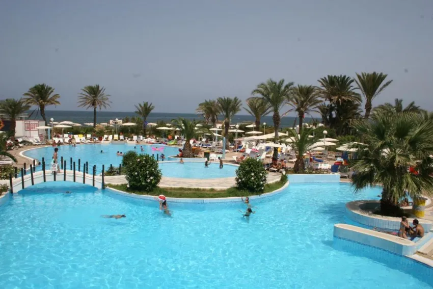 CLUB PARADISO HOTEL & RESORT  5*-29
