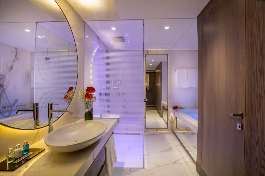 Four Seasons 5*-18