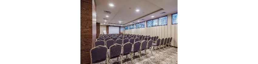 HOLIDAY INN ANTALYA LARA 5*-77