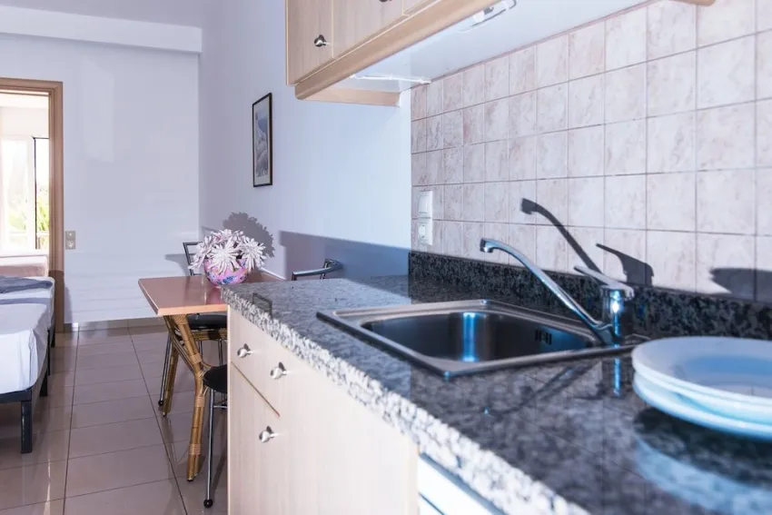 Real Palace Studios 3*-28