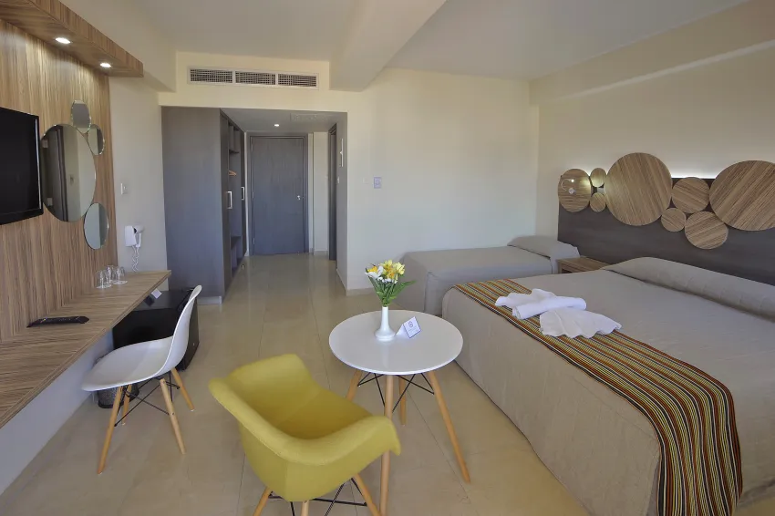 Nelia Beach Hotel 4*-33