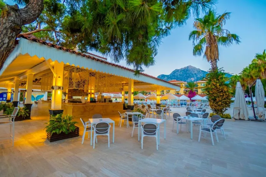 CLUB PHASELIS ROSE  5*-28