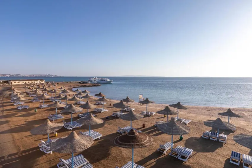ROYAL LAGOONS RESORT & AQUA PARK  4*-20