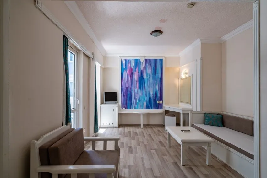 THE GARDEN BEACH HOTEL  5*-6